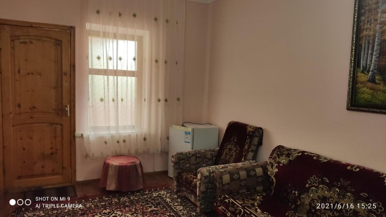 Maksat Guest House Cholpon-Ata Εξωτερικό φωτογραφία