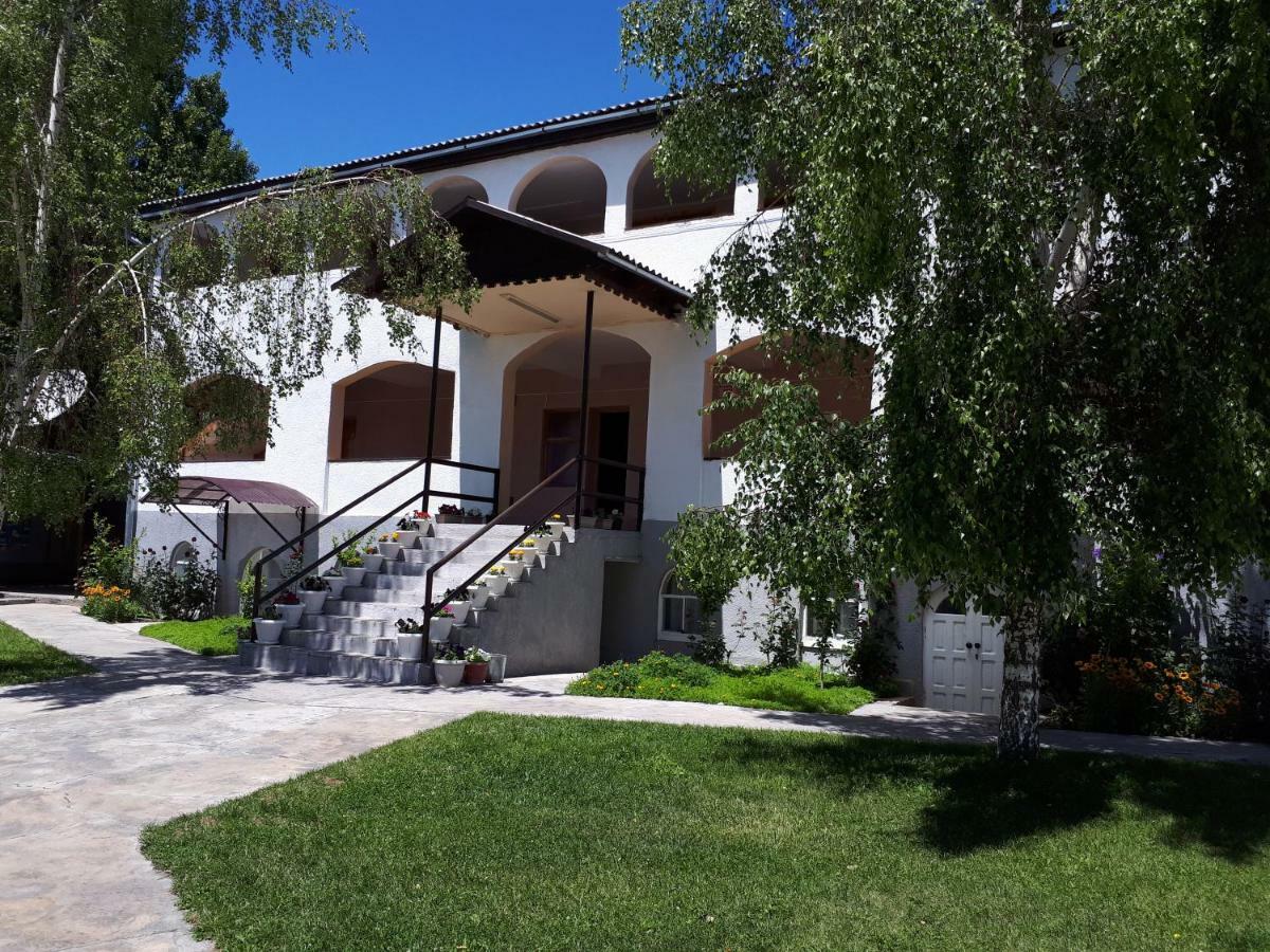 Maksat Guest House Cholpon-Ata Εξωτερικό φωτογραφία